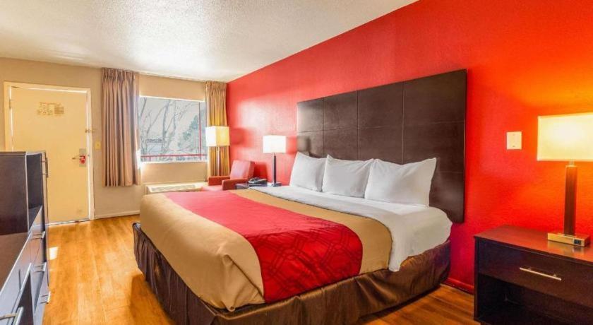 Econo Lodge Meridian Exterior foto